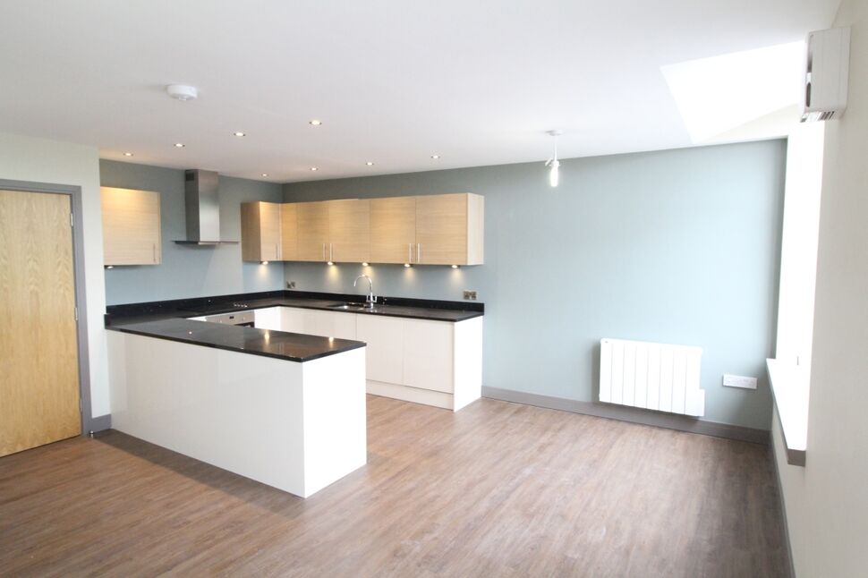 Open Plan Kithen / Diner & living area