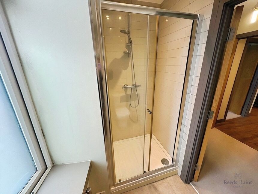 En-Suite Bathroom