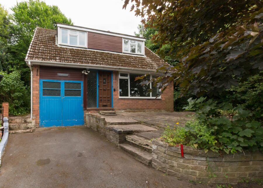 2 bedroom Detached Bungalow for sale, Eaton, Congleton, CW12 £115,000