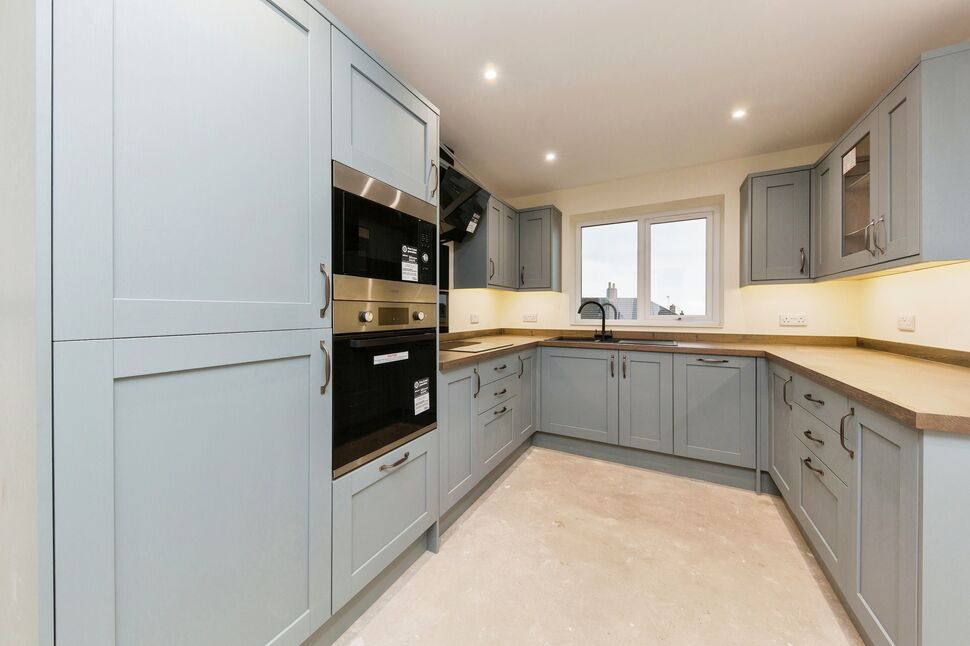 2 bedroom Detached Bungalow for sale, Moorland Road, Mow Cop, ST7 £