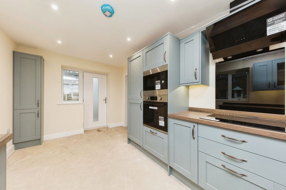 2 bedroom Detached Bungalow for sale, Moorland Road, Mow Cop, ST7 £