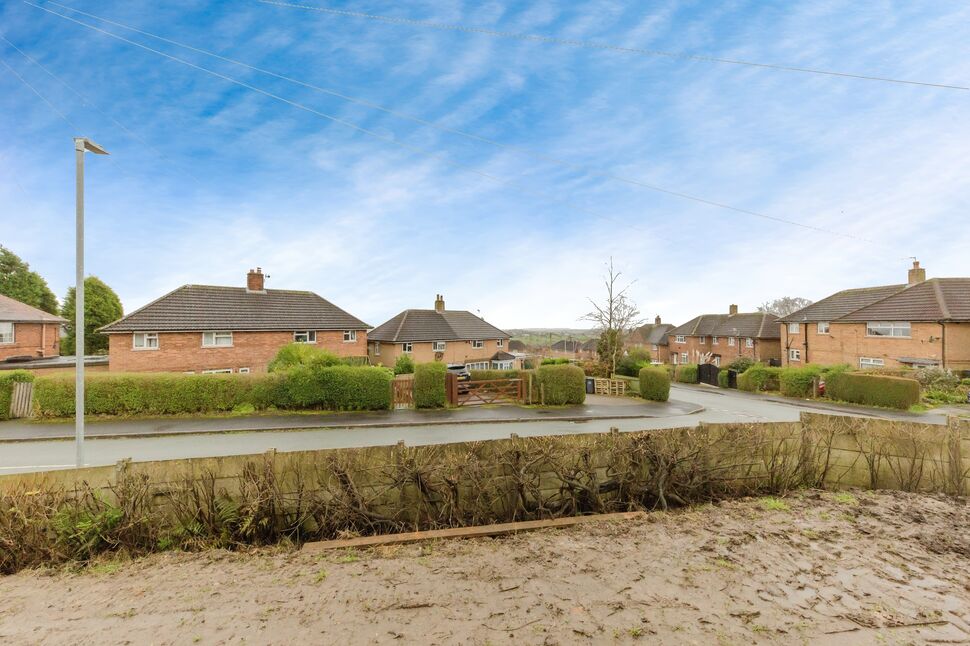 2 bedroom Detached Bungalow for sale, Moorland Road, Mow Cop, ST7 £