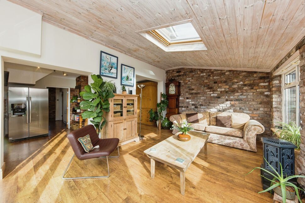 4 bedroom Detached House for sale, Harvey Road, Congleton, CW12 £330,000