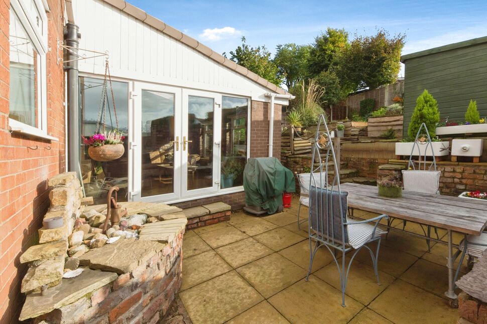 4 bedroom Detached House for sale, Harvey Road, Congleton, CW12 £330,000