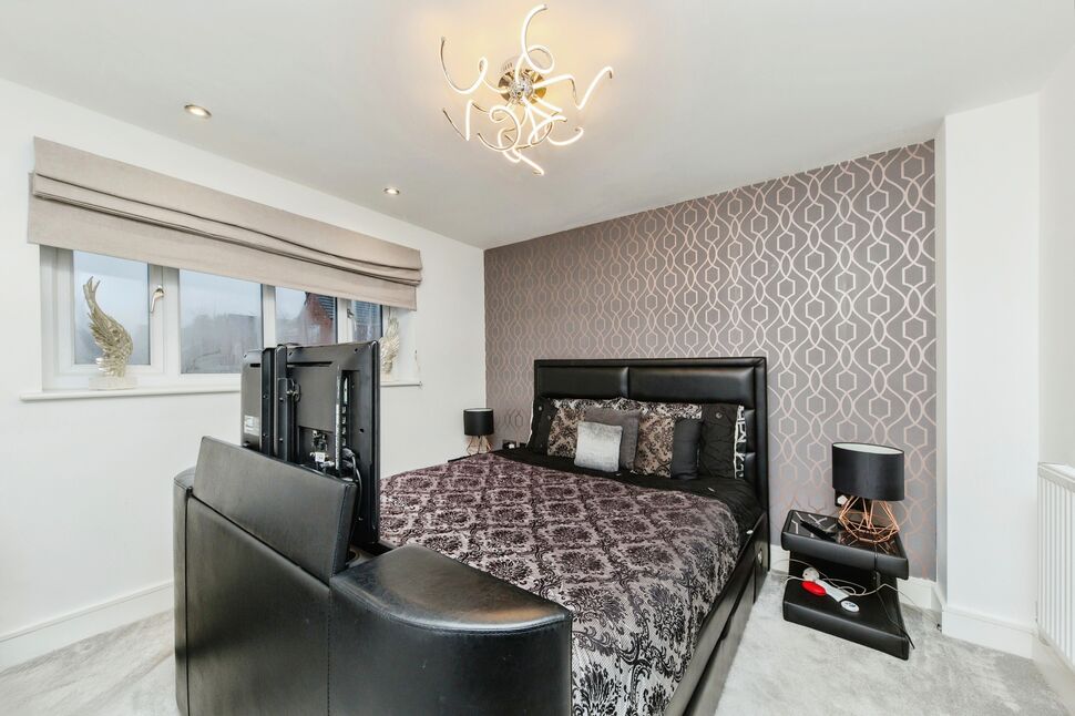 4 bedroom Detached House for sale, Newcastle Road, Congleton, CW12 £599,000