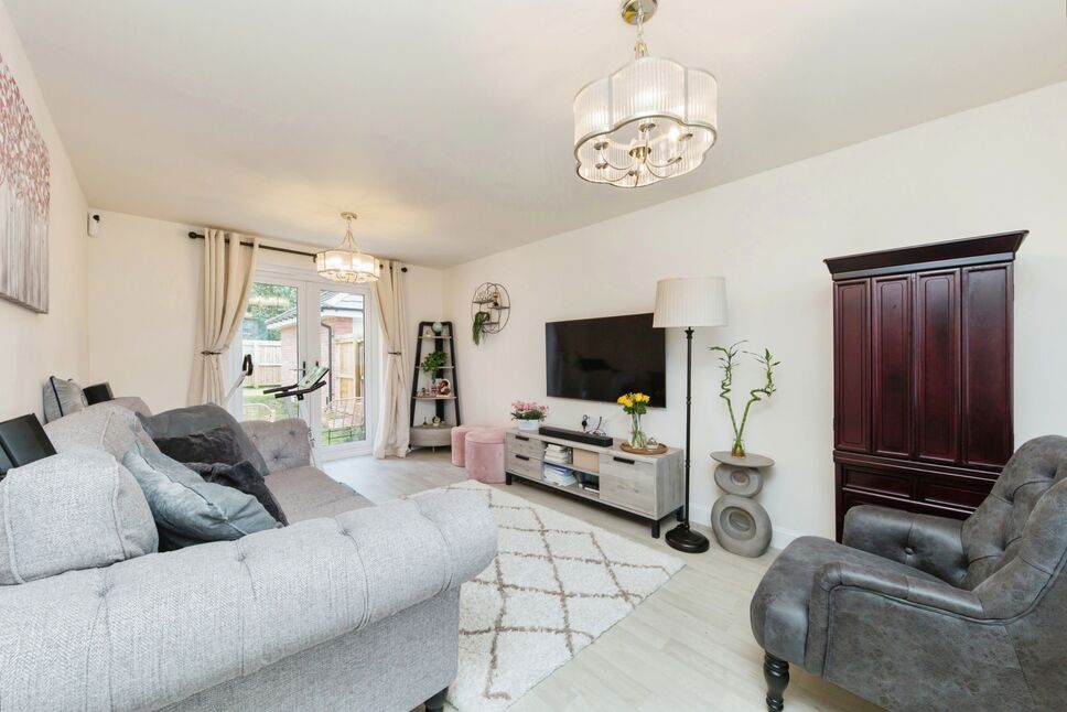 4 bedroom Detached House for sale, Larch Place, Somerford, CW12 £375,000