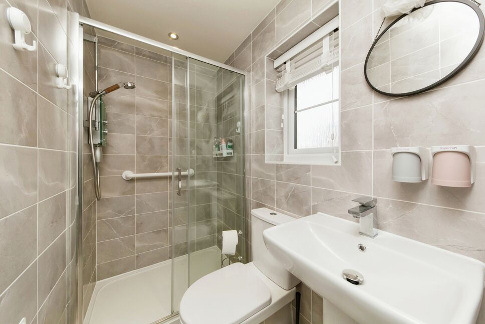 4 bedroom Detached House for sale, Larch Place, Somerford, CW12 £375,000