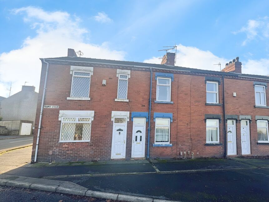Main image of 2 bedroom Mid Terrace House for sale, Park Farm View, Stoke-on-Trent, Staffordshire, ST6