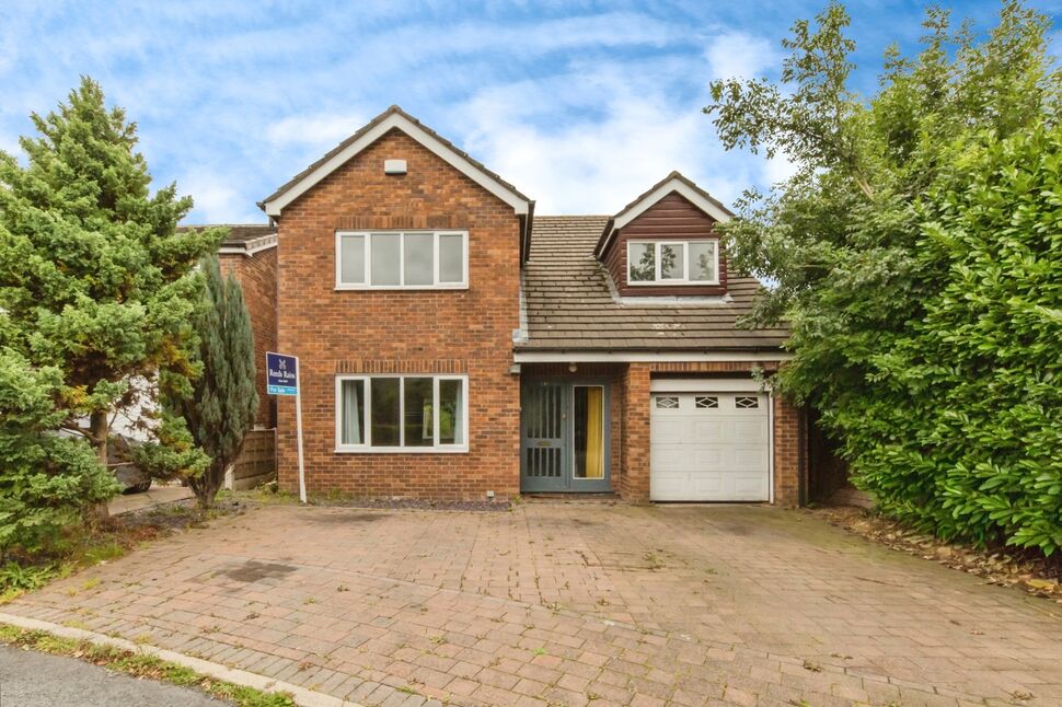 Main image of 4 bedroom Detached House for sale, Glenorchy Close, Holmes Chapel, Cheshire, CW4