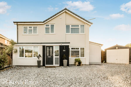 Truro Close, 5 bedroom Detached House for sale, £525,000