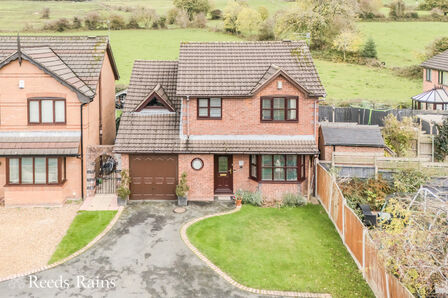 Linnet Way, 4 bedroom Detached House for sale, £379,950