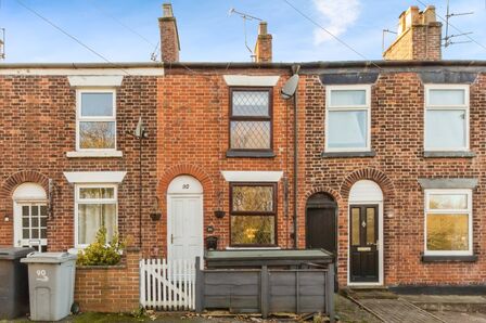 Broadhurst Lane, 2 bedroom Mid Terrace House for sale, £135,000