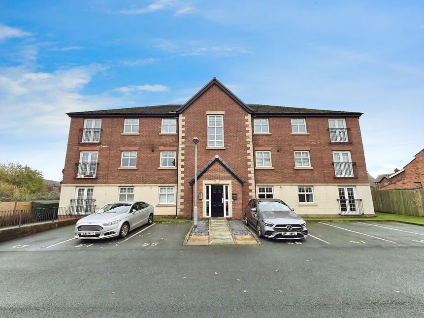 Main image of 2 bedroom  Flat for sale, Regency Walk, Middlewich, Cheshire, CW10