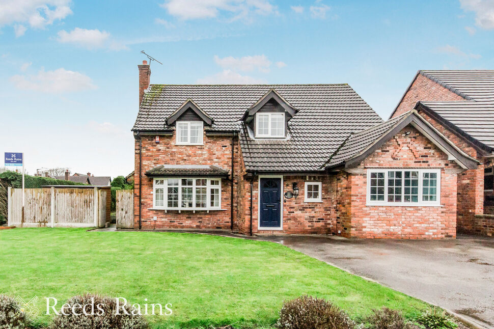 Main image of 4 bedroom Detached House for sale, Silvergate Court, Congleton, Cheshire, CW12