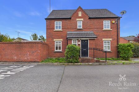 3 bedroom End Terrace House for sale