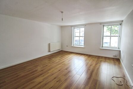 Albert Road, 1 bedroom  Flat to rent, £600 pcm