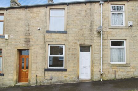 Blucher Street, 2 bedroom Mid Terrace House to rent, &pound;625 pcm