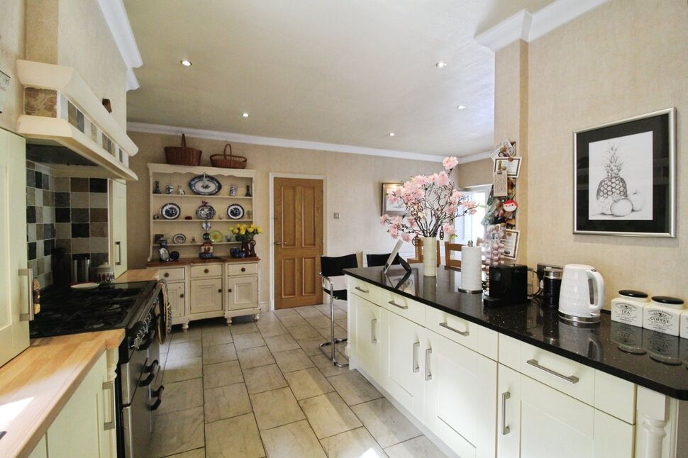 Kitchen / Diner
