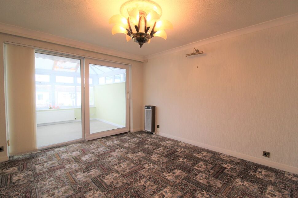 3 bedroom Semi Detached House for sale, Coniston Grove, Colne, BB8 £