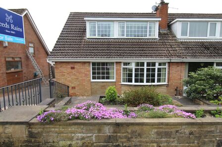 Coniston Grove, 3 bedroom Semi Detached House for sale, £249,950