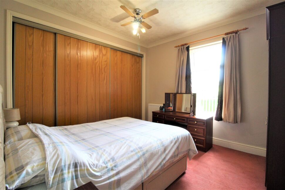 3 bedroom Mid Terrace House for sale, Skipton Road, Colne, BB8 £165,000