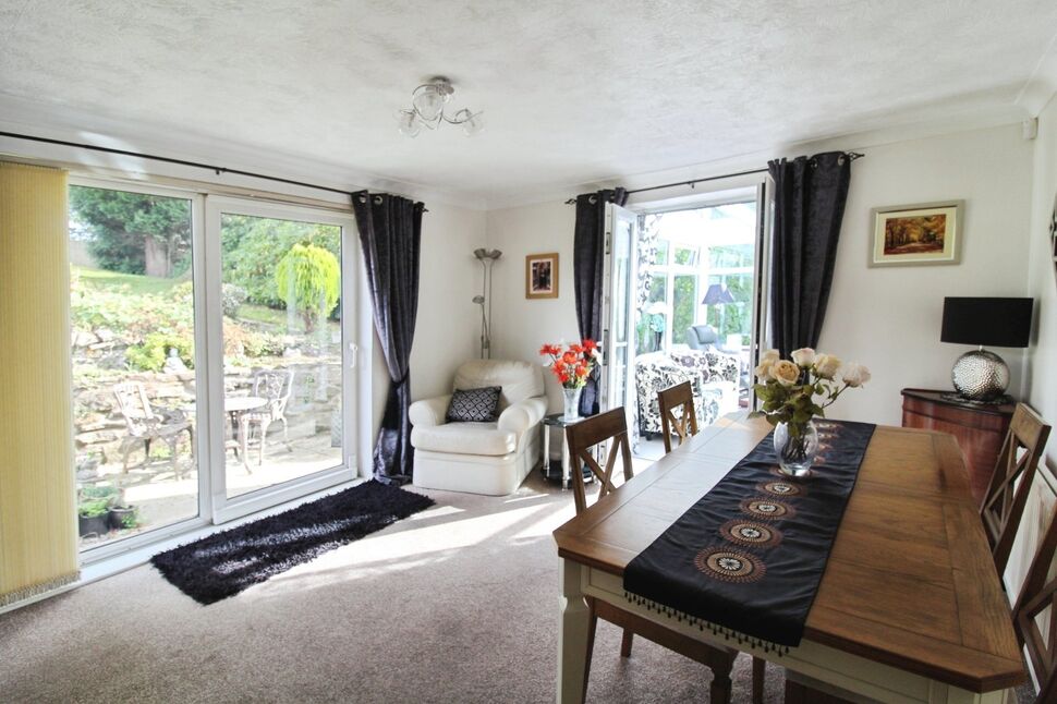 Sitting / Dining Room
