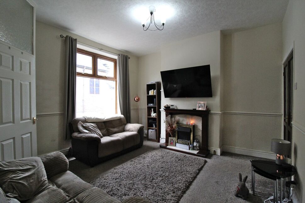 3 bedroom Mid Terrace House for sale, Queen Street, Colne, BB8 £115,000