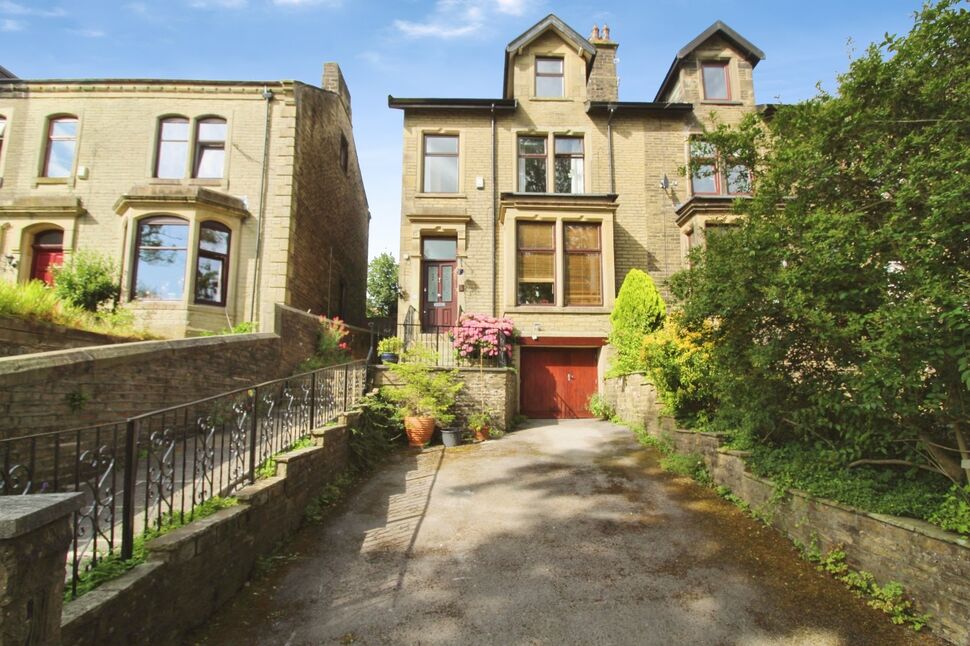 Main image of 6 bedroom End Terrace House for sale, Haverholt Road, Colne, Lancashire, BB8