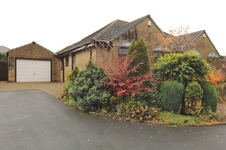 The Meadows, 3 bedroom Semi Detached Bungalow for sale, £255,000