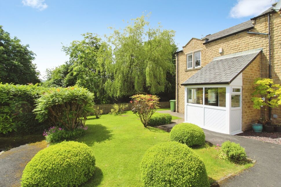 2 bedroom End Terrace House for sale