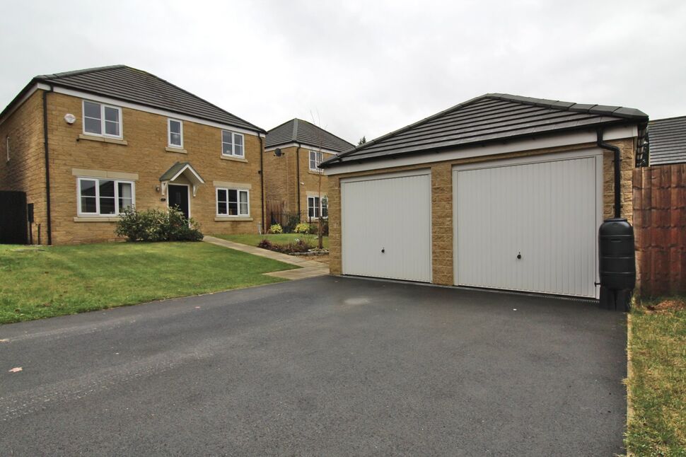 4 bedroom Detached House for sale, Rowling Hollins, Colne, BB8 £325,000