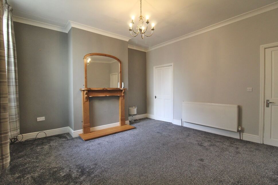 2 bedroom Mid Terrace House for sale, Burnley Road, Colne, BB8 £95,000