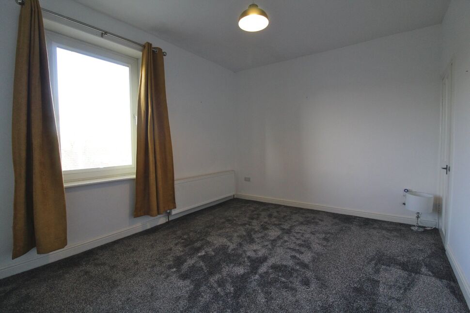 2 bedroom Mid Terrace House for sale, Burnley Road, Colne, BB8 £95,000
