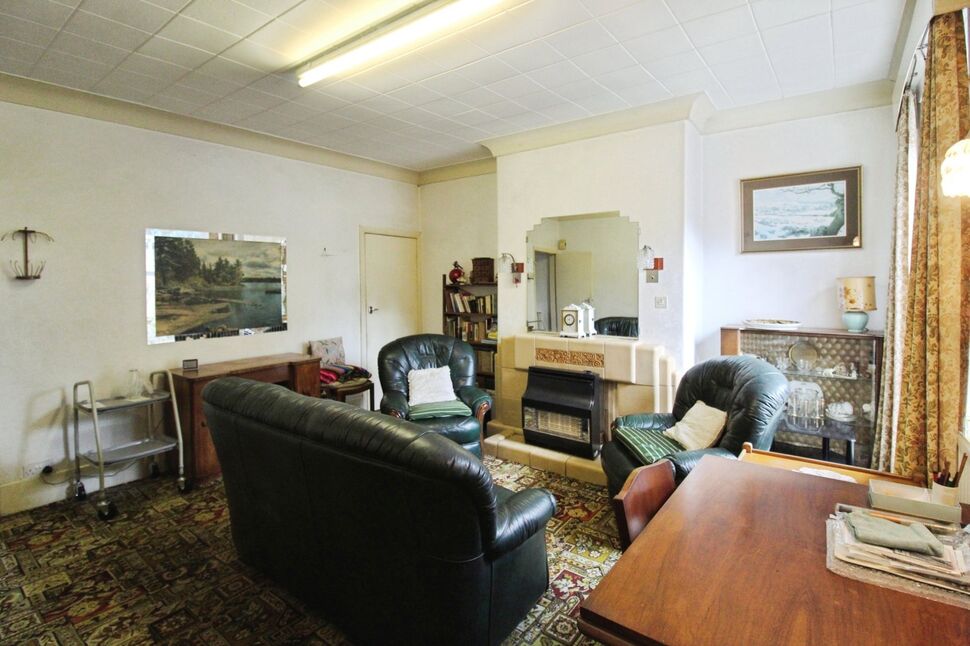 Sitting / Dining Room