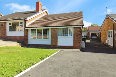 3 bedroom Semi Detached Bungalow for sale