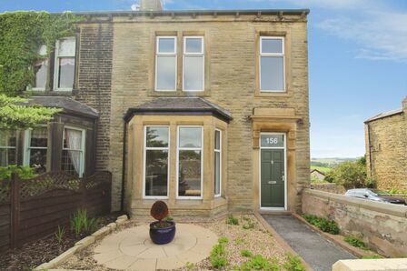 Keighley Road, 5 bedroom End Terrace House for sale, &pound;280,000