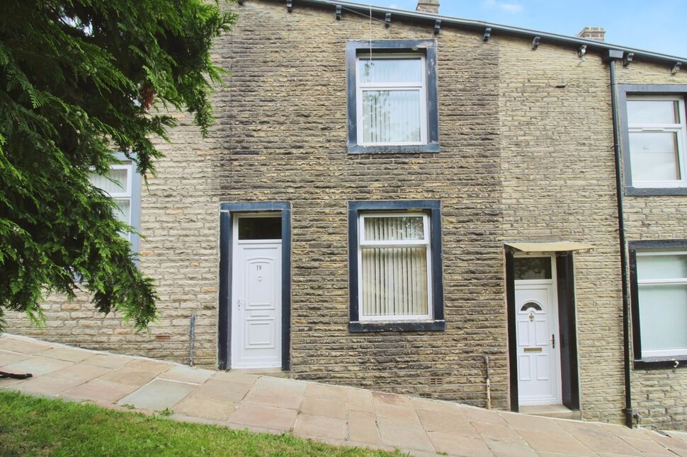 Main image of 2 bedroom Mid Terrace House for sale, Newtown Street, Colne, Lancashire, BB8