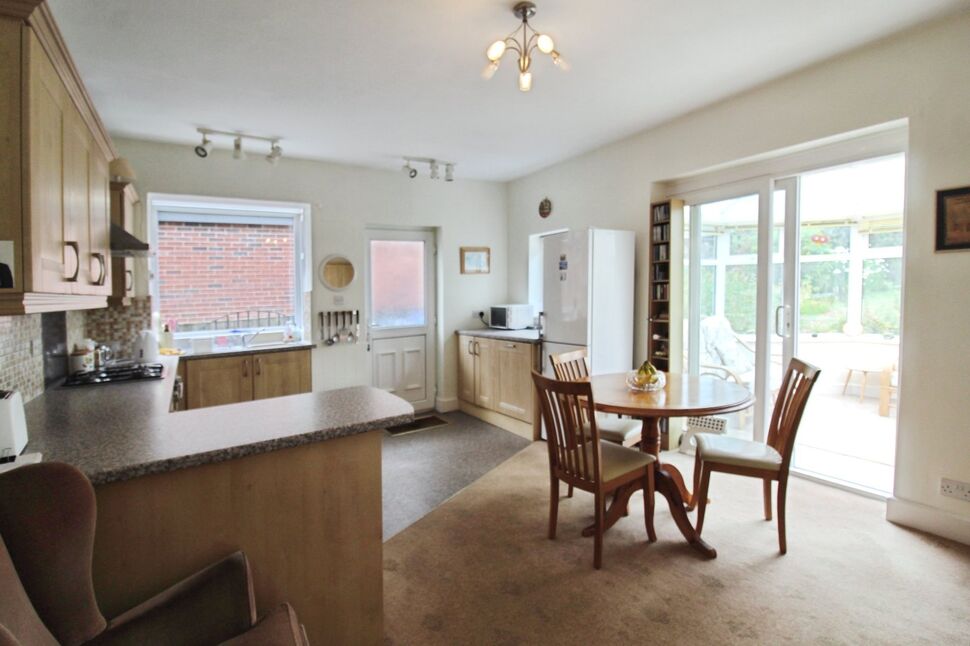 Kitchen / Diner
