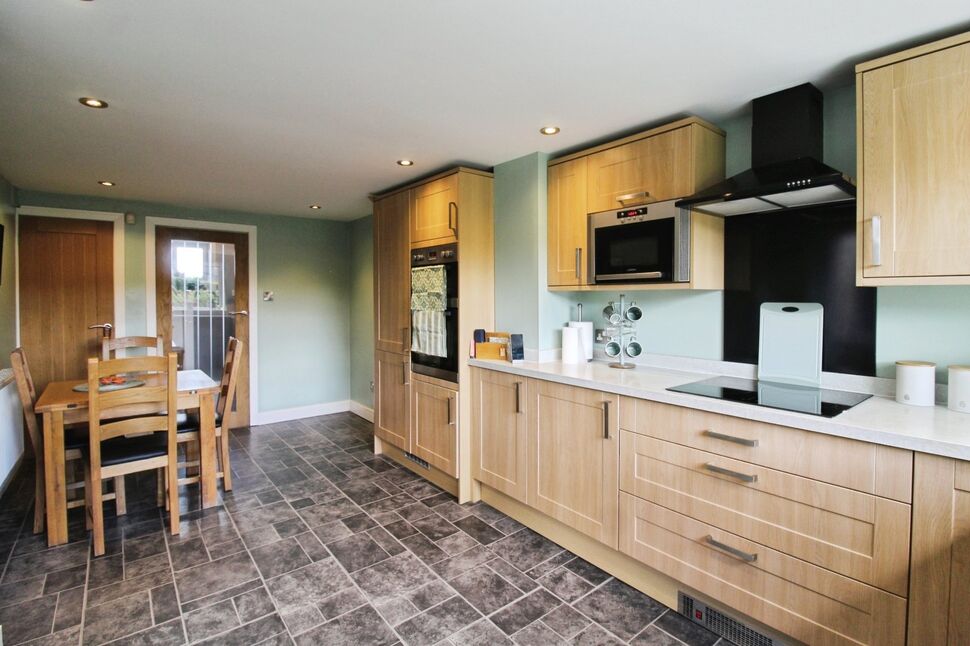Kitchen / Diner