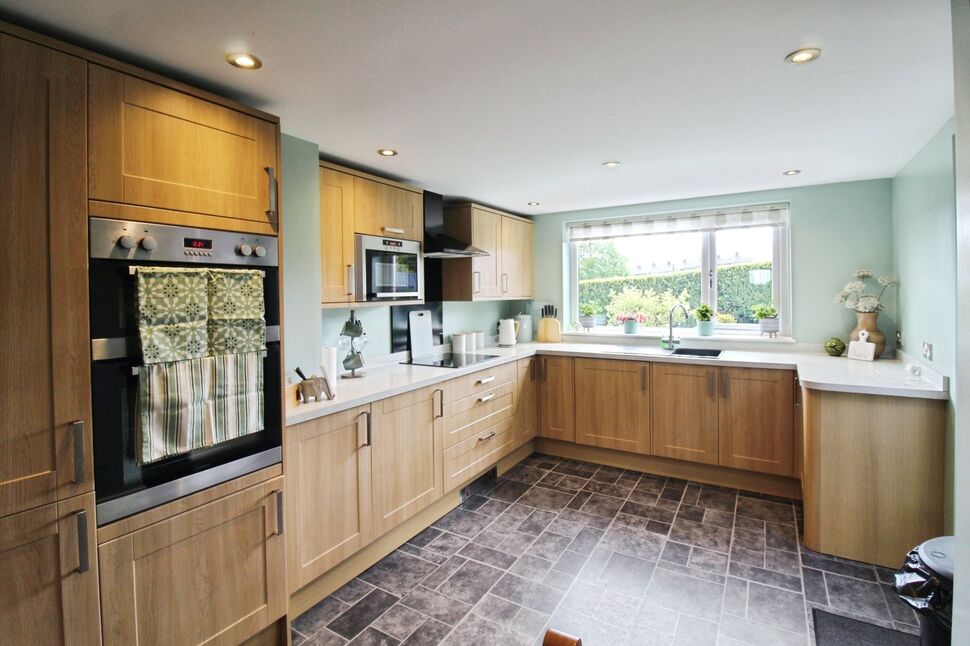 Kitchen / Diner