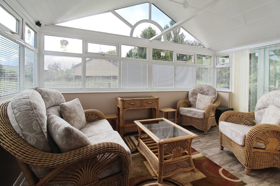 Conservatory (Side)