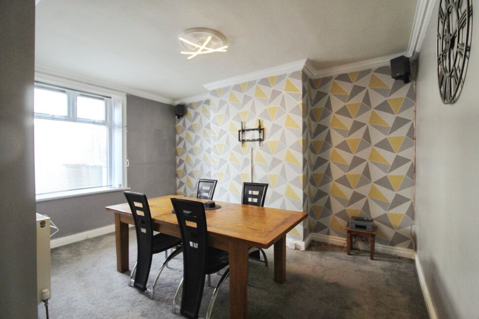Sitting / Dining Room