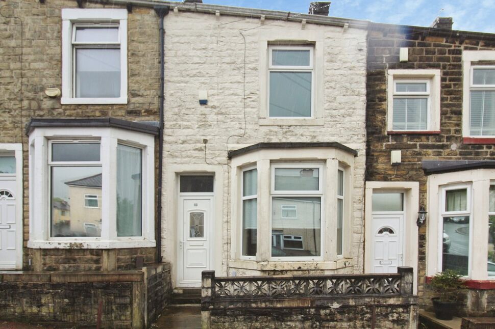 Main image of 2 bedroom Mid Terrace House for sale, Glen Street, Lancashire, BB8