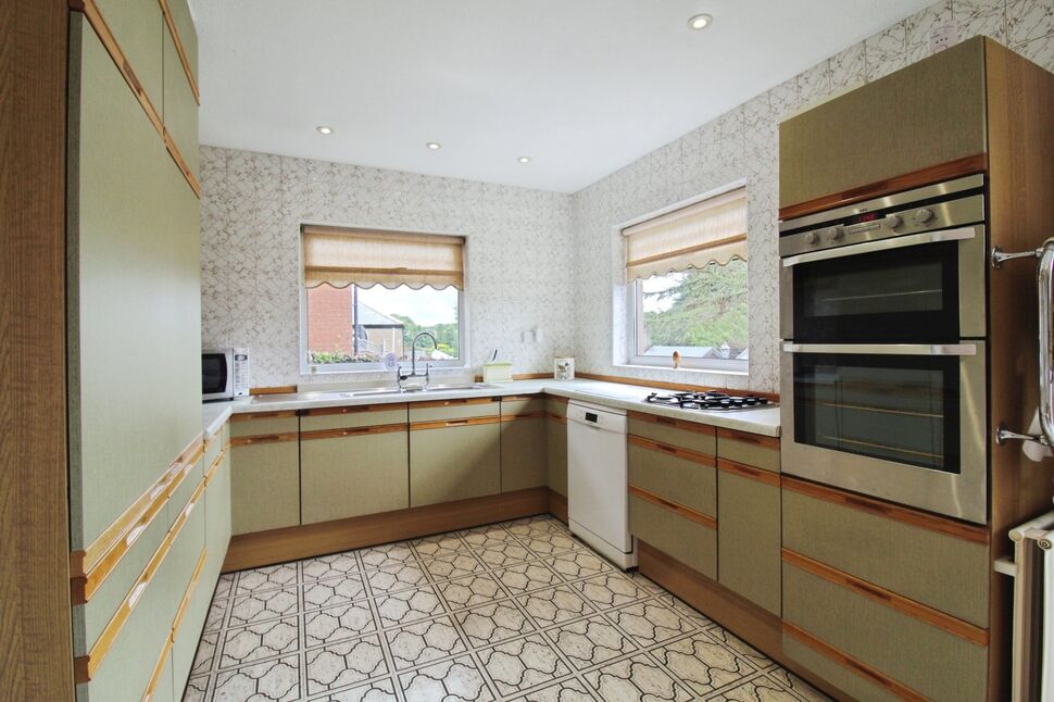 Kitchen / Diner