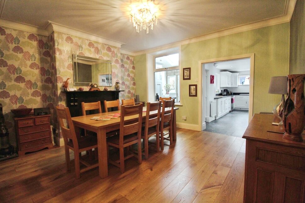 Sitting / Dining Room