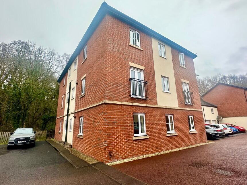 Main image of 2 bedroom Flat to rent, Bath Vale, Congleton, Cheshire, CW12