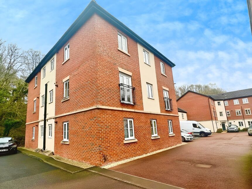 2 bedroom Flat to rent, De Lacy House Bath Vale, Congleton, CW12 £650 pcm