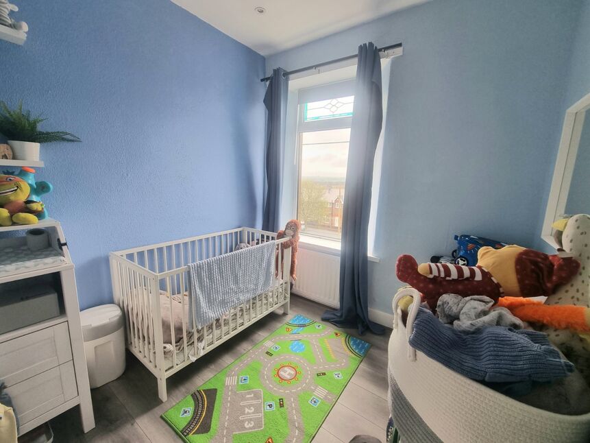 4 bedroom Mid Terrace House for sale, Durham Road, Leadgate, DH8 £129,950