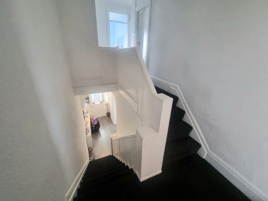 4 bedroom Mid Terrace House for sale, Durham Road, Leadgate, DH8 £129,950