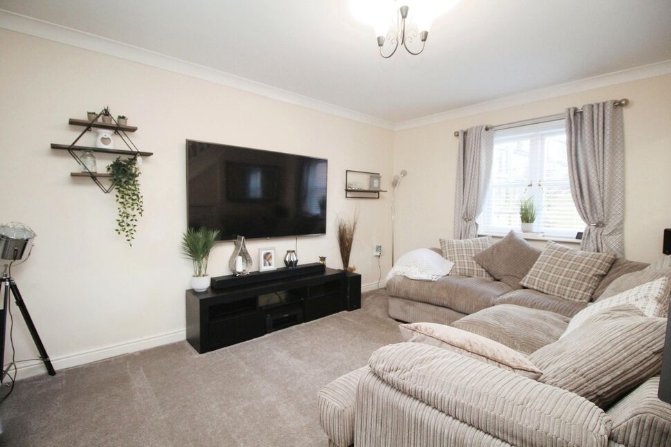 2 bedroom Semi Detached House for sale, Queens Gate, Consett, DH8 £